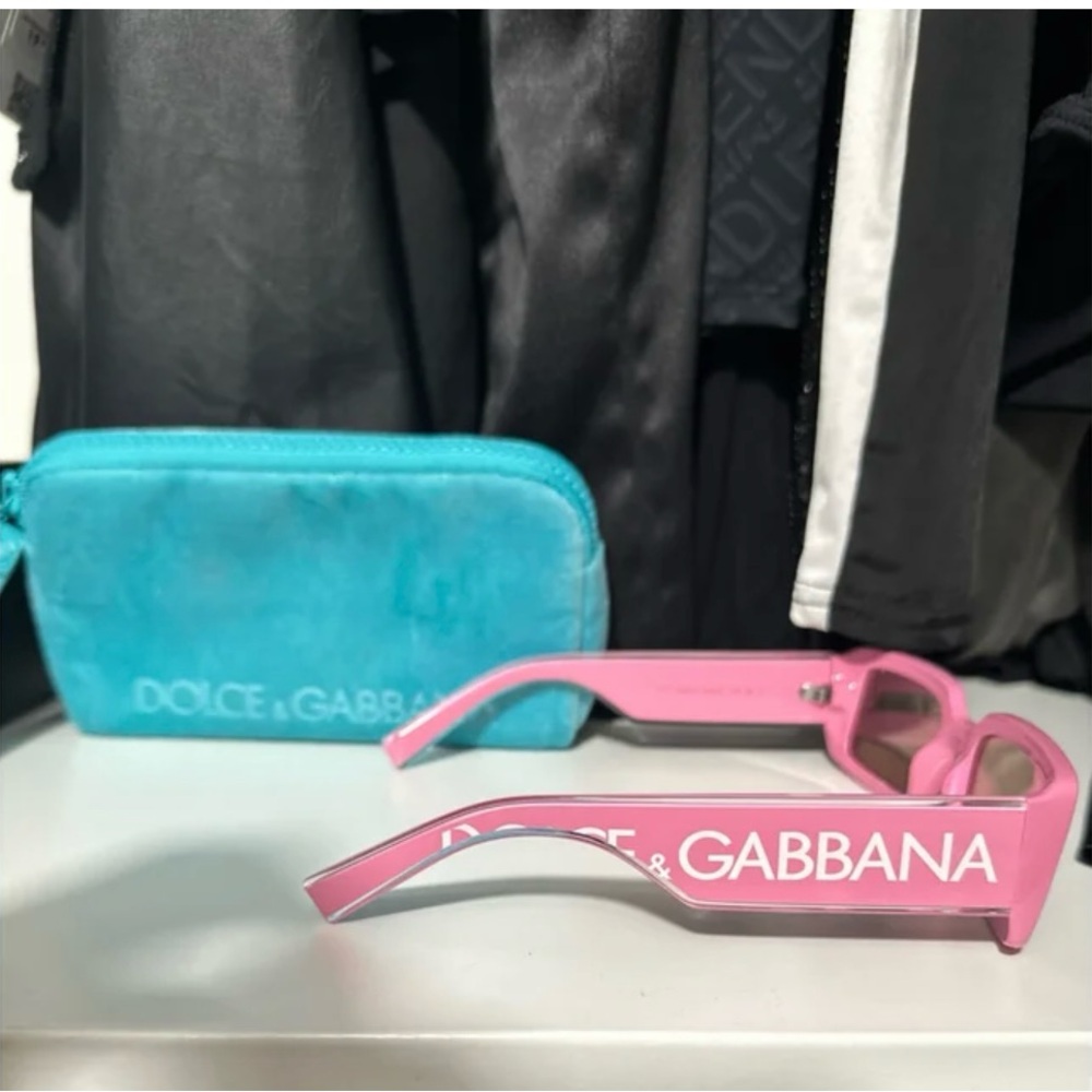 Dolce & Gabbana Pink Sunglasses with Teal Case / Never worn